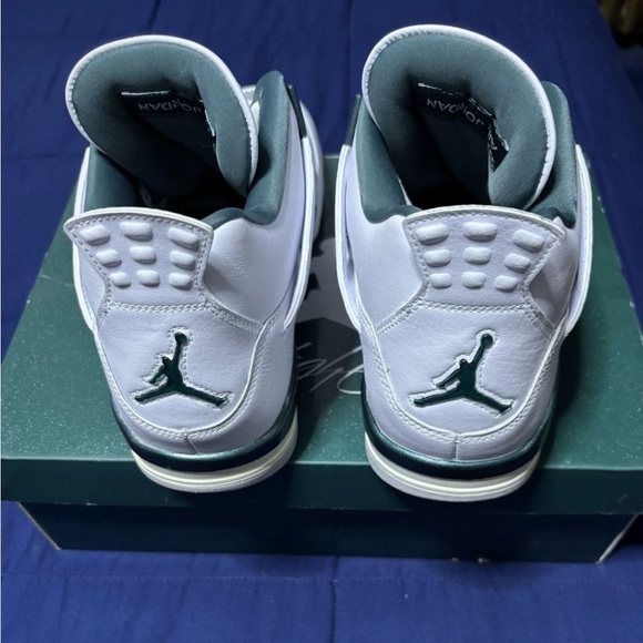 Jordan 4 Retro Oxidized Green 2024 
Size 12 main image 8
